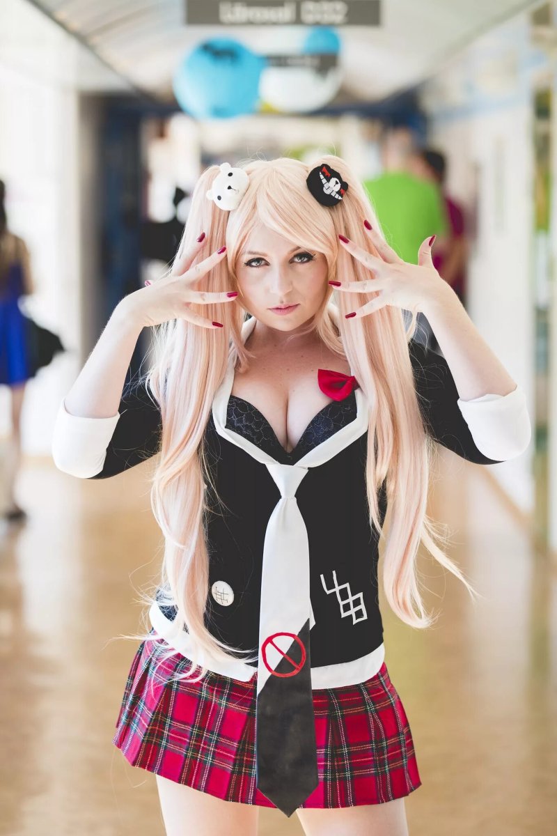 Junko enoshima cosplay