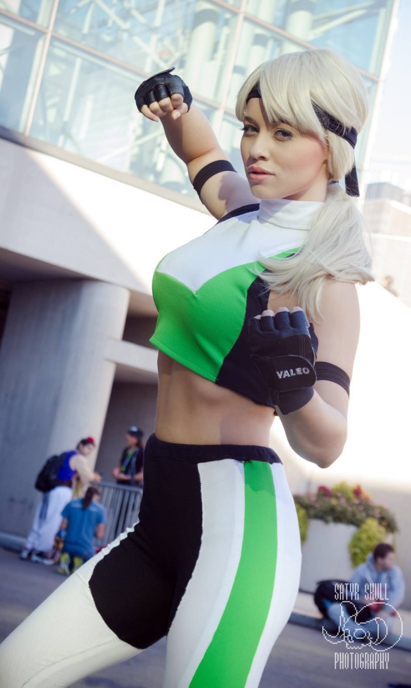 Sonya blade cosplay луцак