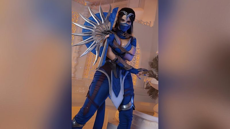 Mortal kombat kitana cosplay