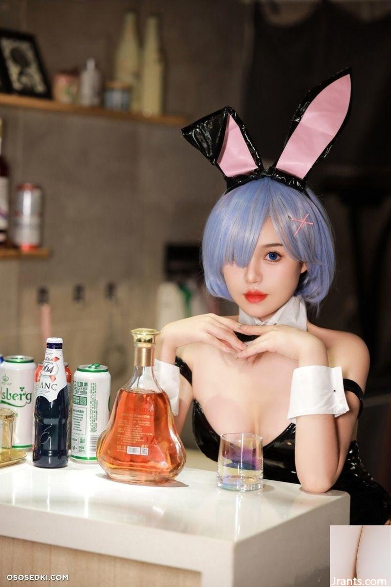 Rem bunny cosplay