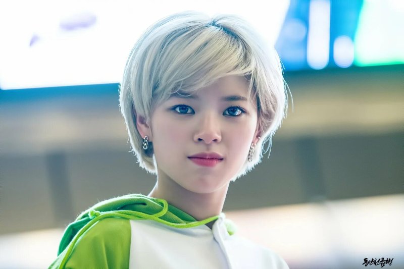 Twice jungyeon