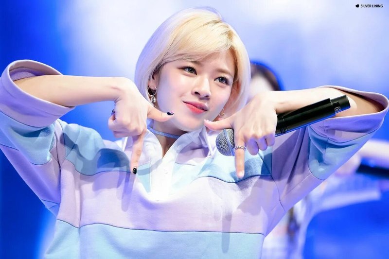 Twice jeongyeon