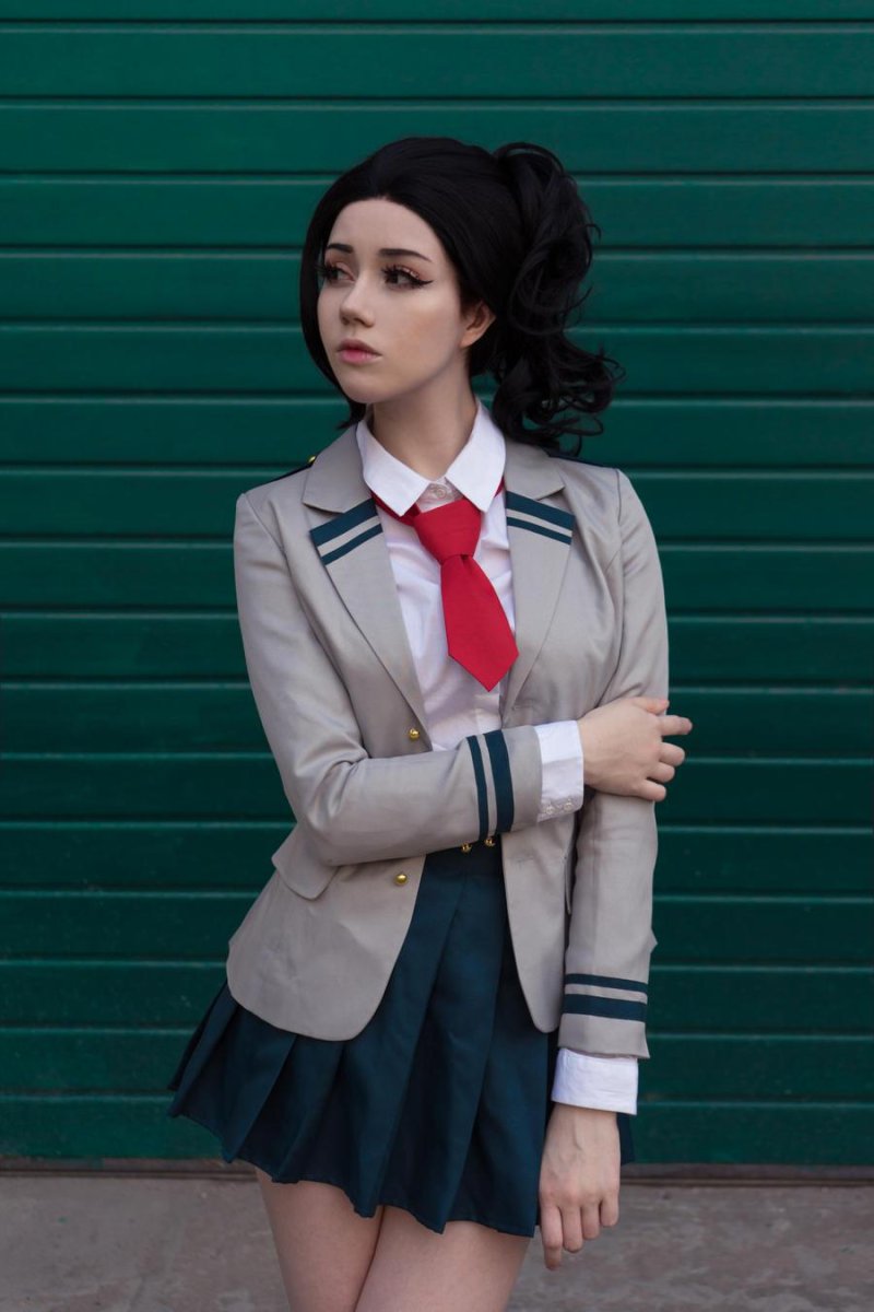 Momo yaoyorozu косплей