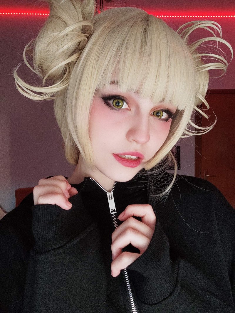 Himiko toga cosplay