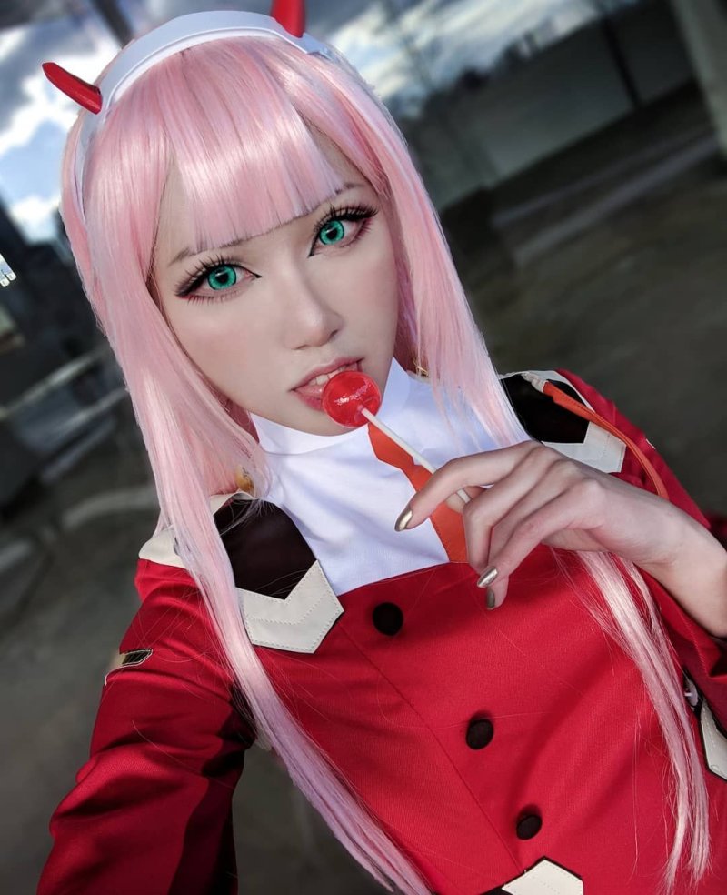 Алиса милкович косплей zero two