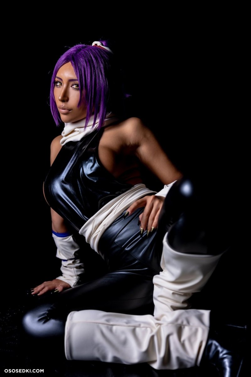 Yoruichi cosplay