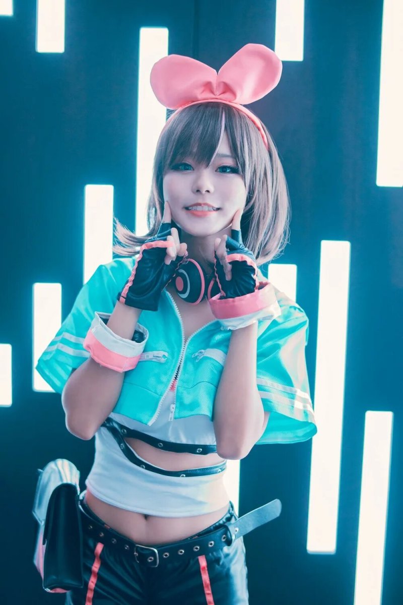 Аниме kizuna a.i. cosplay