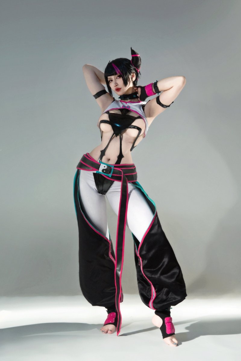 Juri han косплей