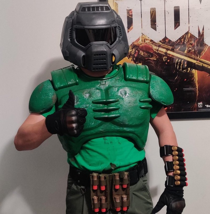 Костюм doom slayer