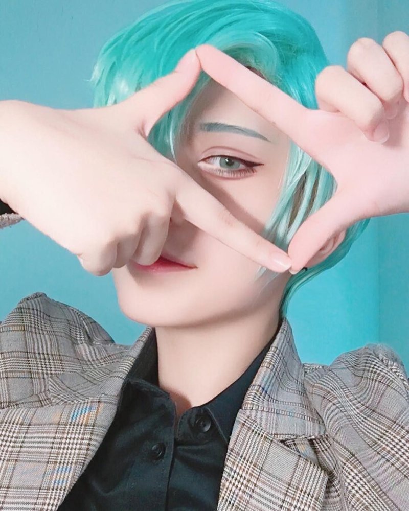 Mystic messenger cosplay