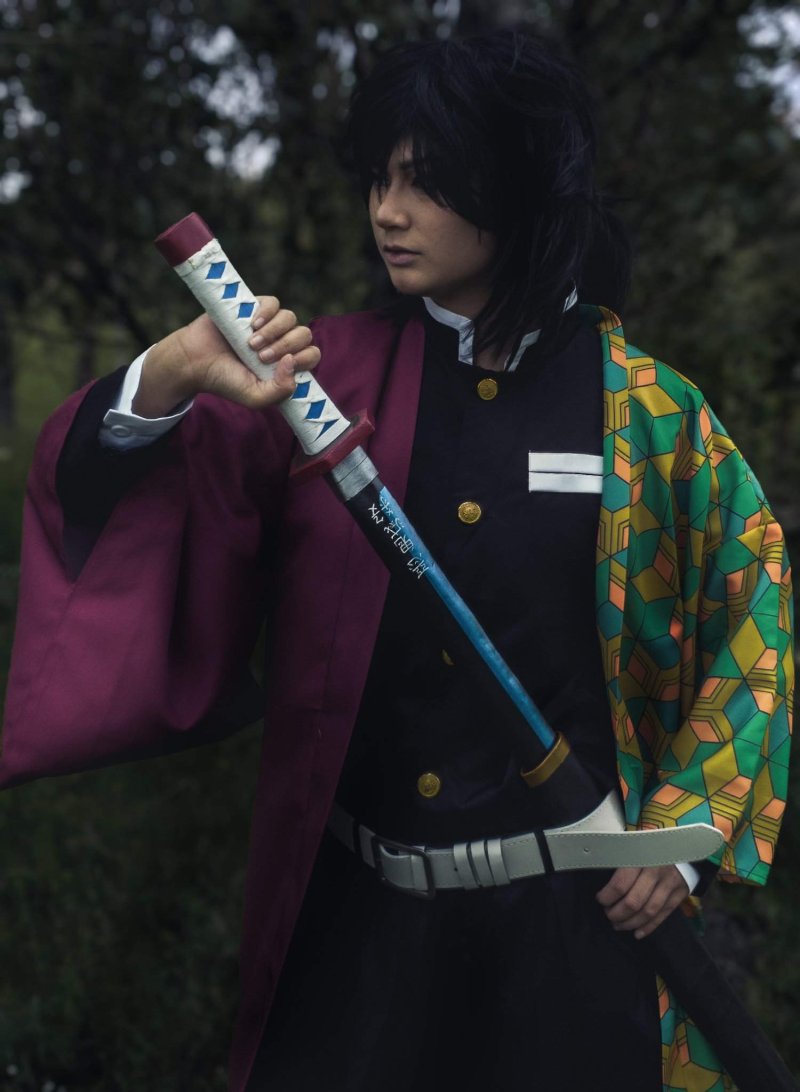 Tomioka giyuu cosplay