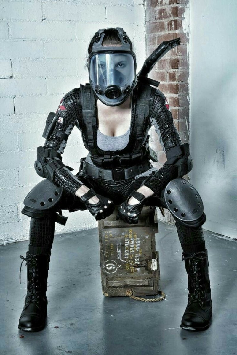 Лупо resident evil cosplay