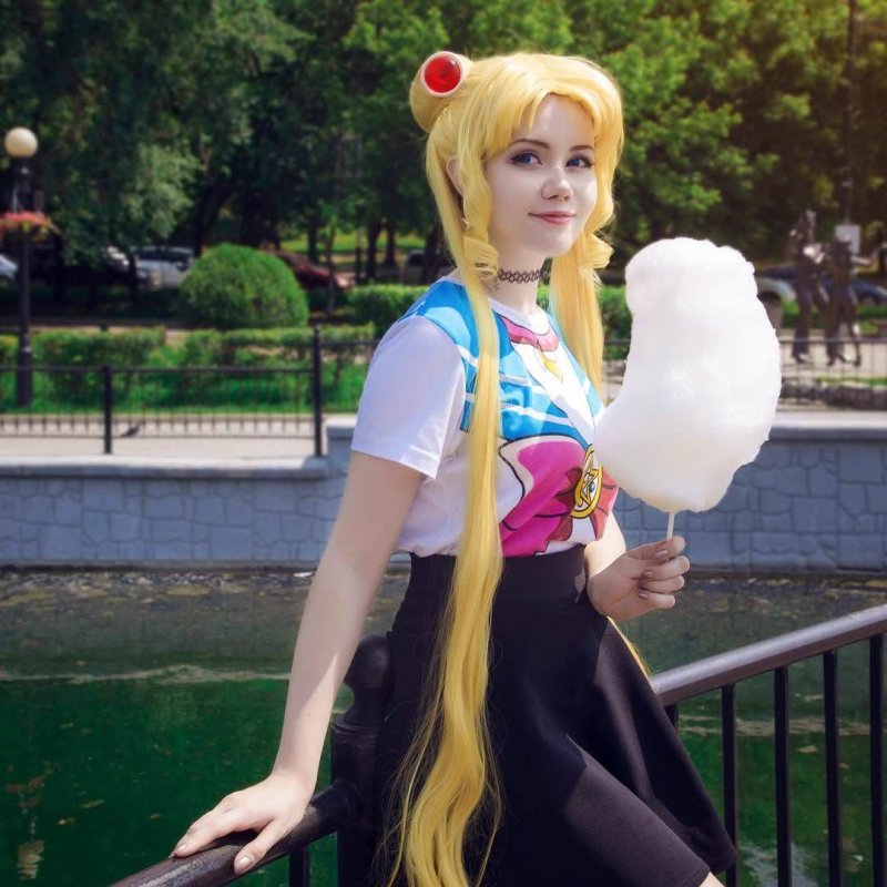 Sailor moon cosplay