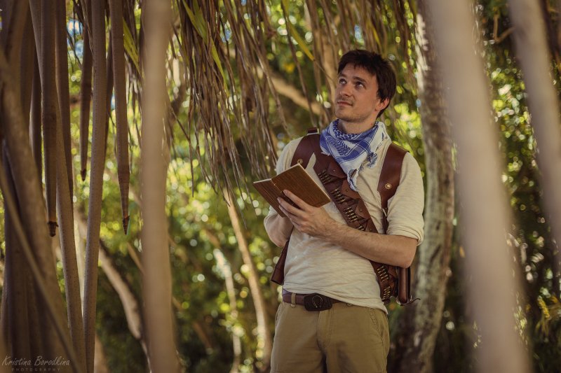 Nathan drake cosplay