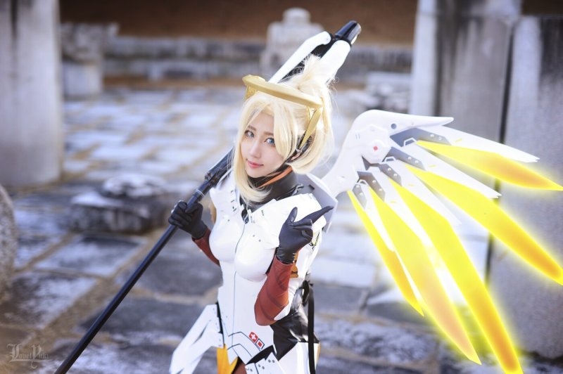 Overwatch mercy косплей